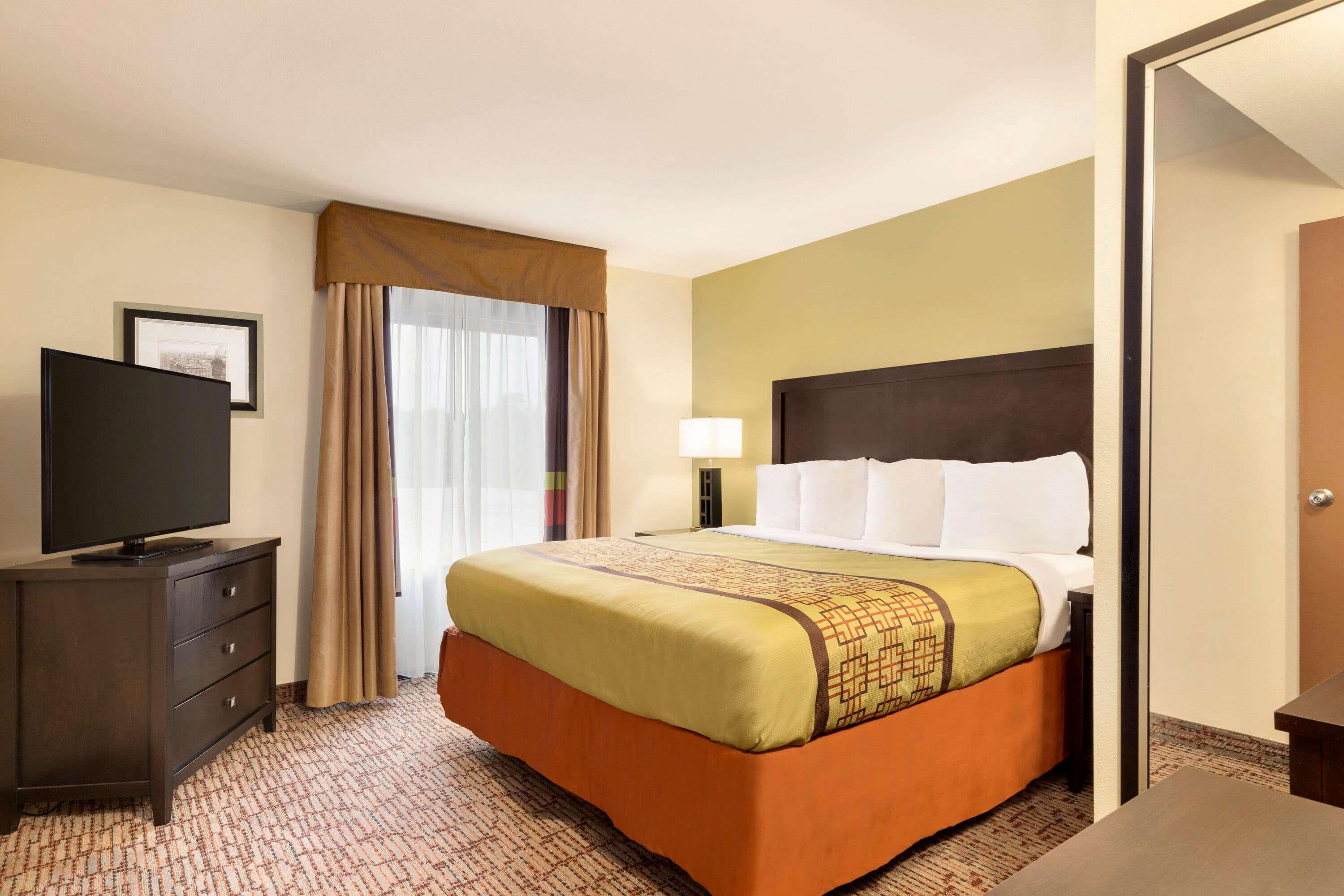 Hotel Baymont By Wyndham Augusta West Extérieur photo