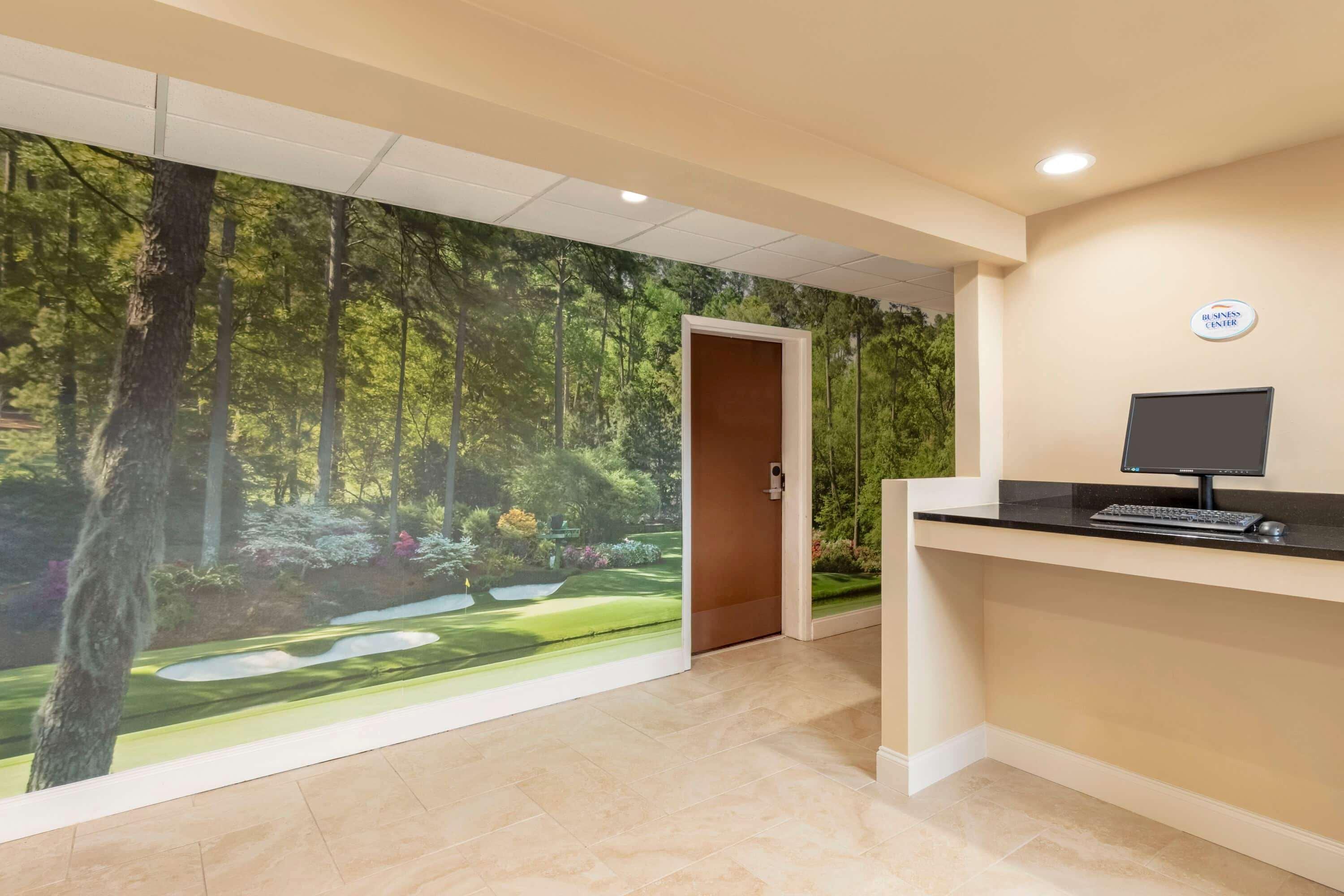 Hotel Baymont By Wyndham Augusta West Extérieur photo