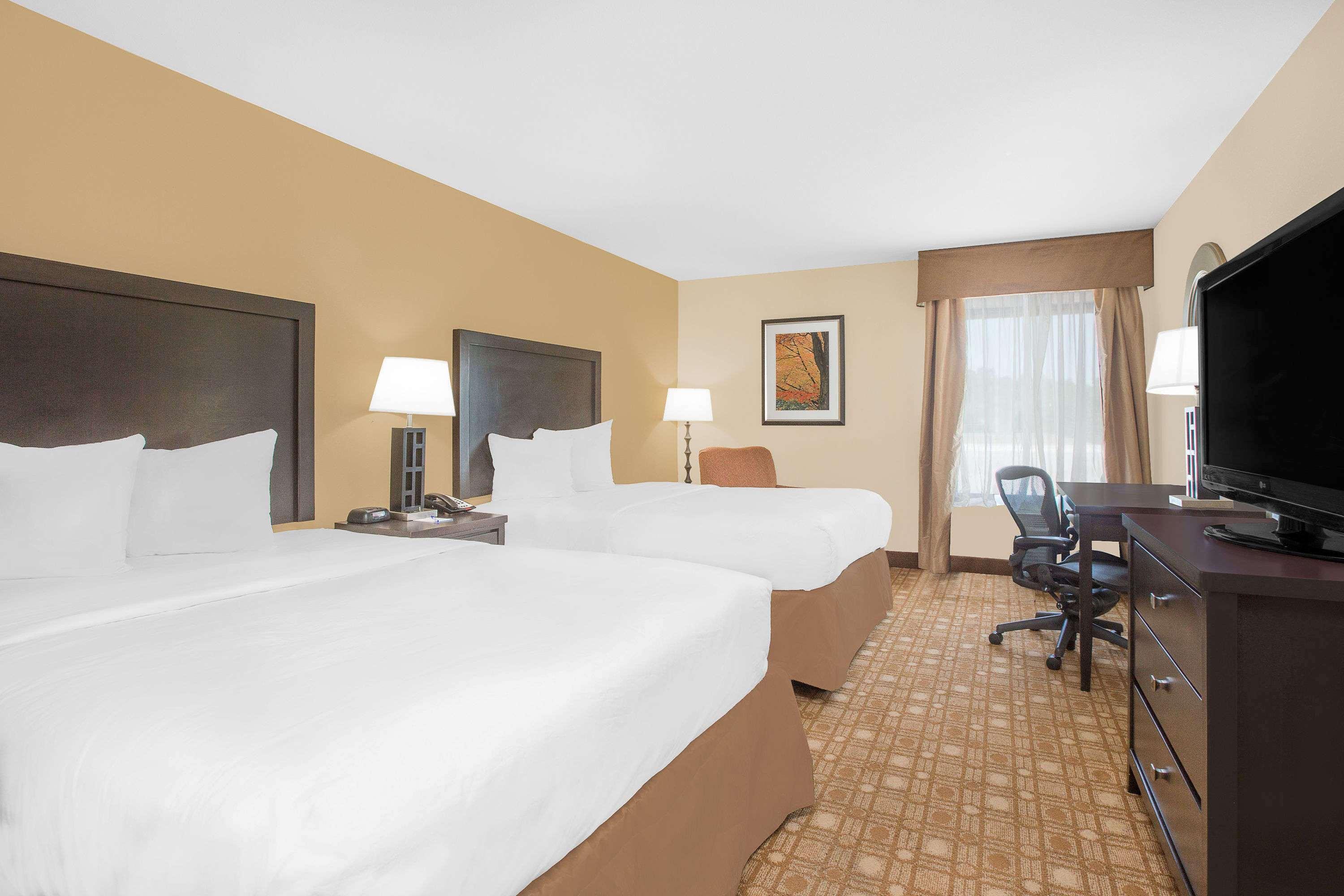 Hotel Baymont By Wyndham Augusta West Extérieur photo