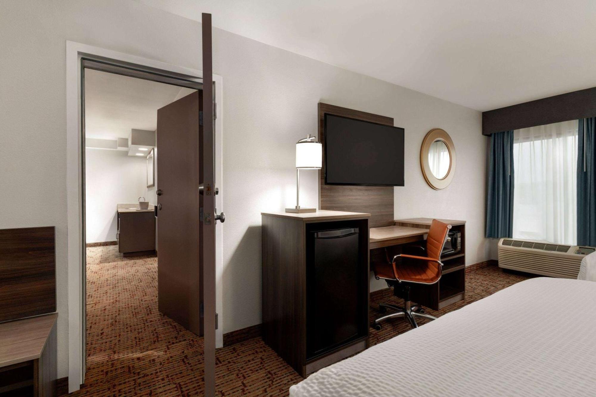 Hotel Baymont By Wyndham Augusta West Extérieur photo
