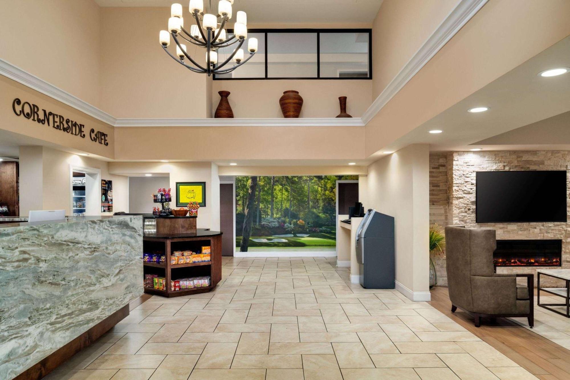 Hotel Baymont By Wyndham Augusta West Extérieur photo
