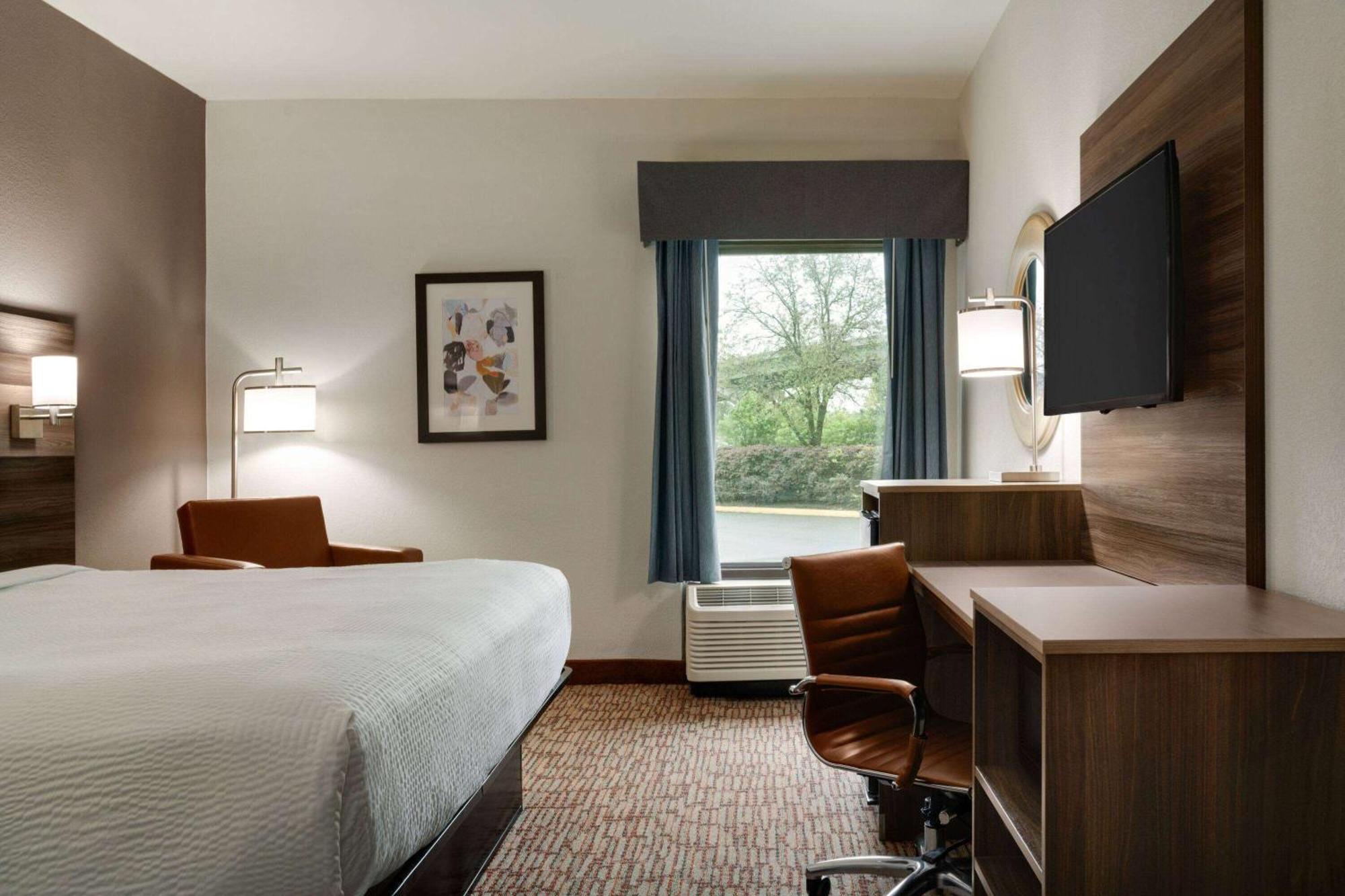Hotel Baymont By Wyndham Augusta West Extérieur photo